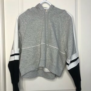 New Cropped Hoodie